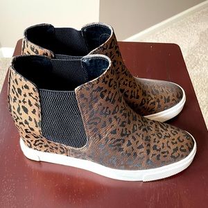 Gianna Bini Wedge Slip On Leopard Size 9.5